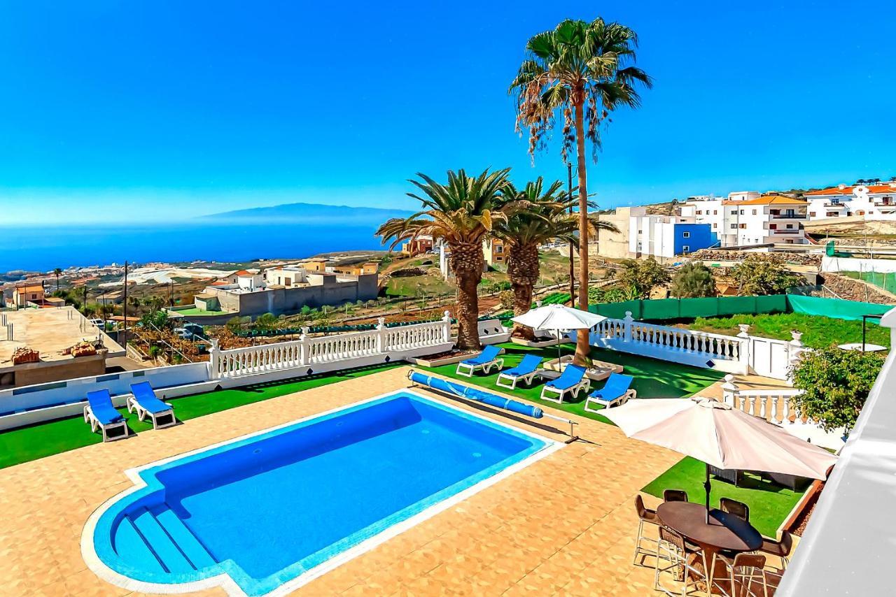 Los Menores Villa Raquel With Private Pool And Sea View מראה חיצוני תמונה
