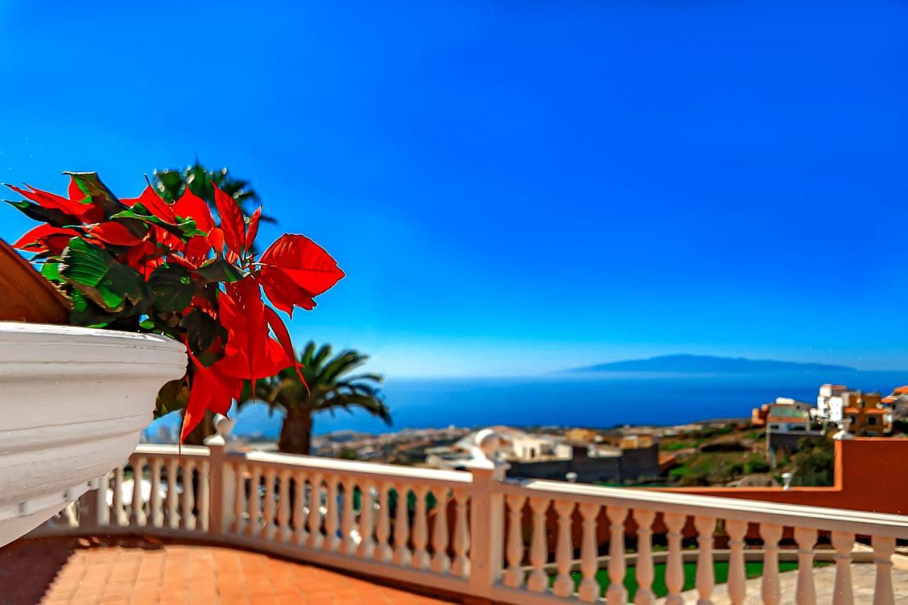 Los Menores Villa Raquel With Private Pool And Sea View מראה חיצוני תמונה
