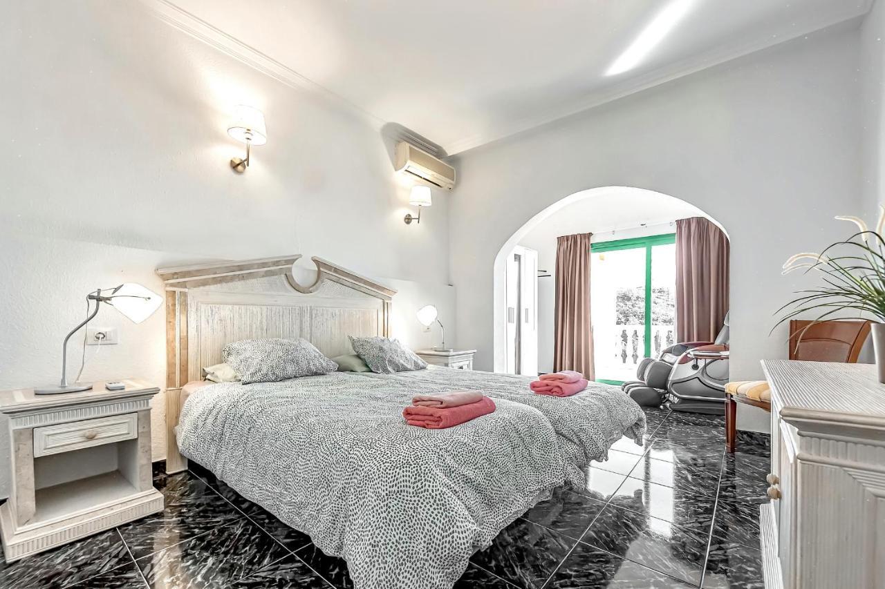 Los Menores Villa Raquel With Private Pool And Sea View מראה חיצוני תמונה